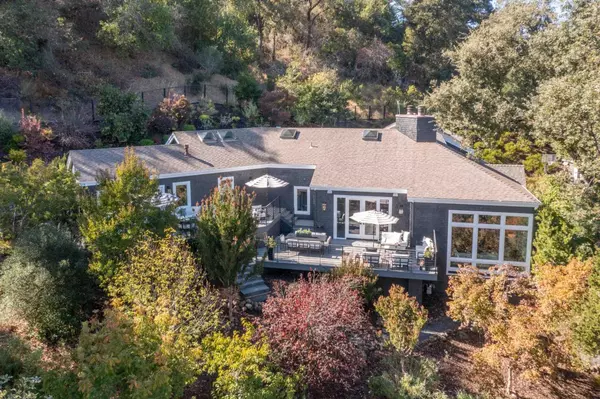 Portola Valley, CA 94028,5 Oak Forest CT