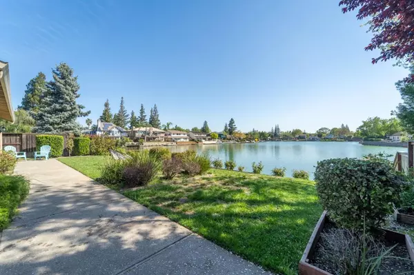 Stockton, CA 95207,5826 Widgeon CT