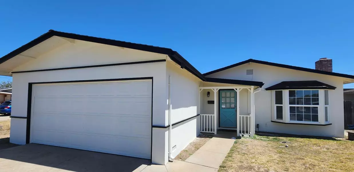 1552 Mariposa CT, Salinas, CA 93906