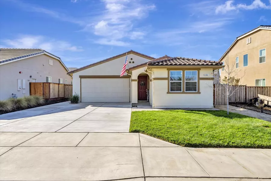 754 Klamath WAY, Hollister, CA 95023