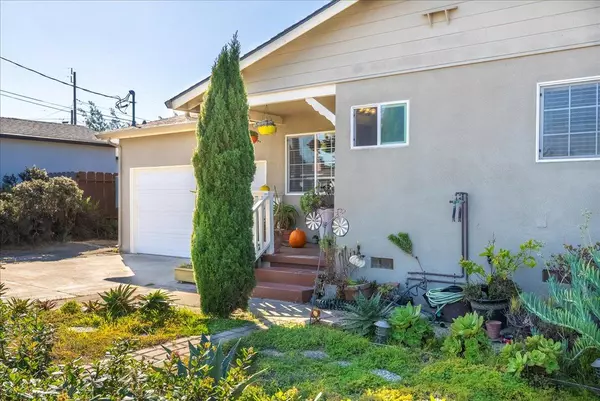 Marina, CA 93933,456 Gloria CIR