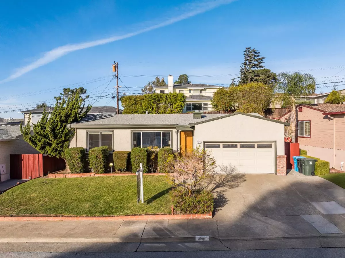 San Mateo, CA 94403,3919 Fernwood ST