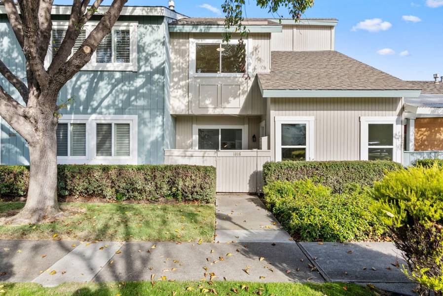 1016 Condor LN, Foster City, CA 94404