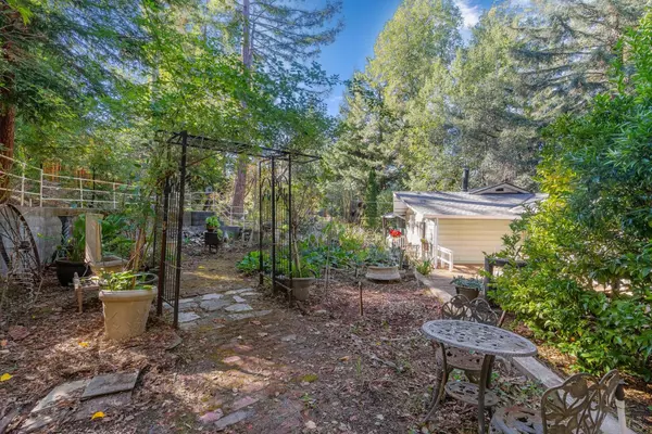 Scotts Valley, CA 95066,120 Sawyer CIR