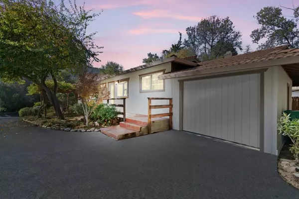 Carmel Valley, CA 93924,14 Laguna Robles