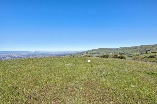 San Jose, CA 95127,Address not disclosed