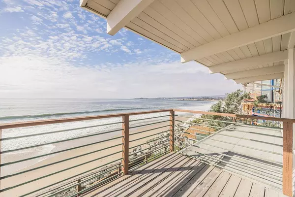 Santa Cruz, CA 95062,22818 E Cliff DR