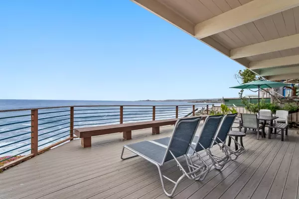 Santa Cruz, CA 95062,22818 E Cliff DR