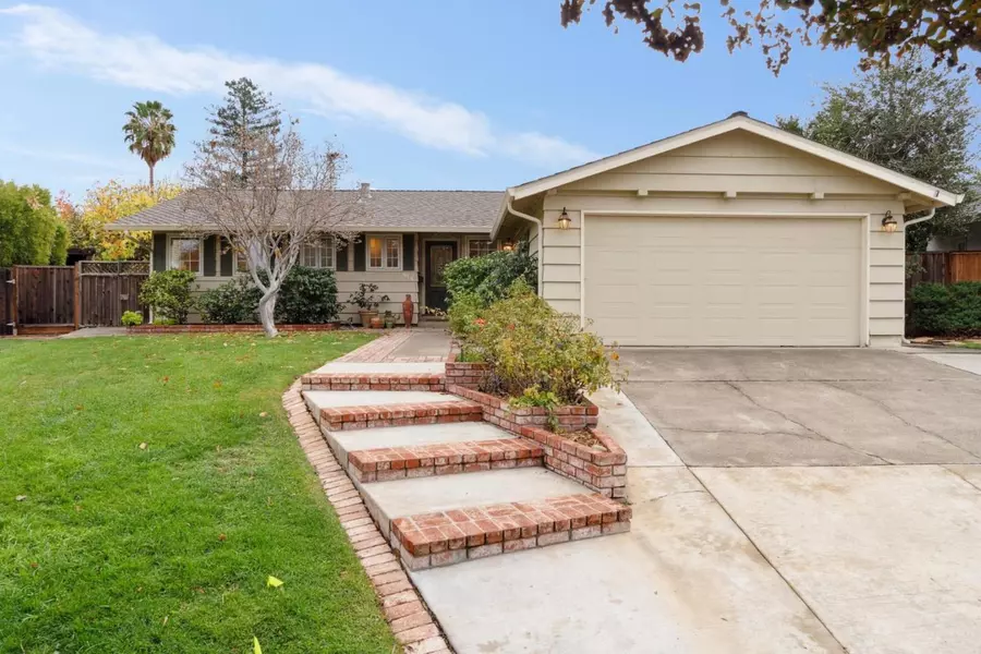 914 Sage CT, Cupertino, CA 95014