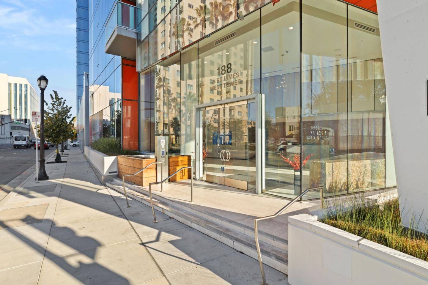 San Jose, CA 95110,188 W Saint James ST 11004