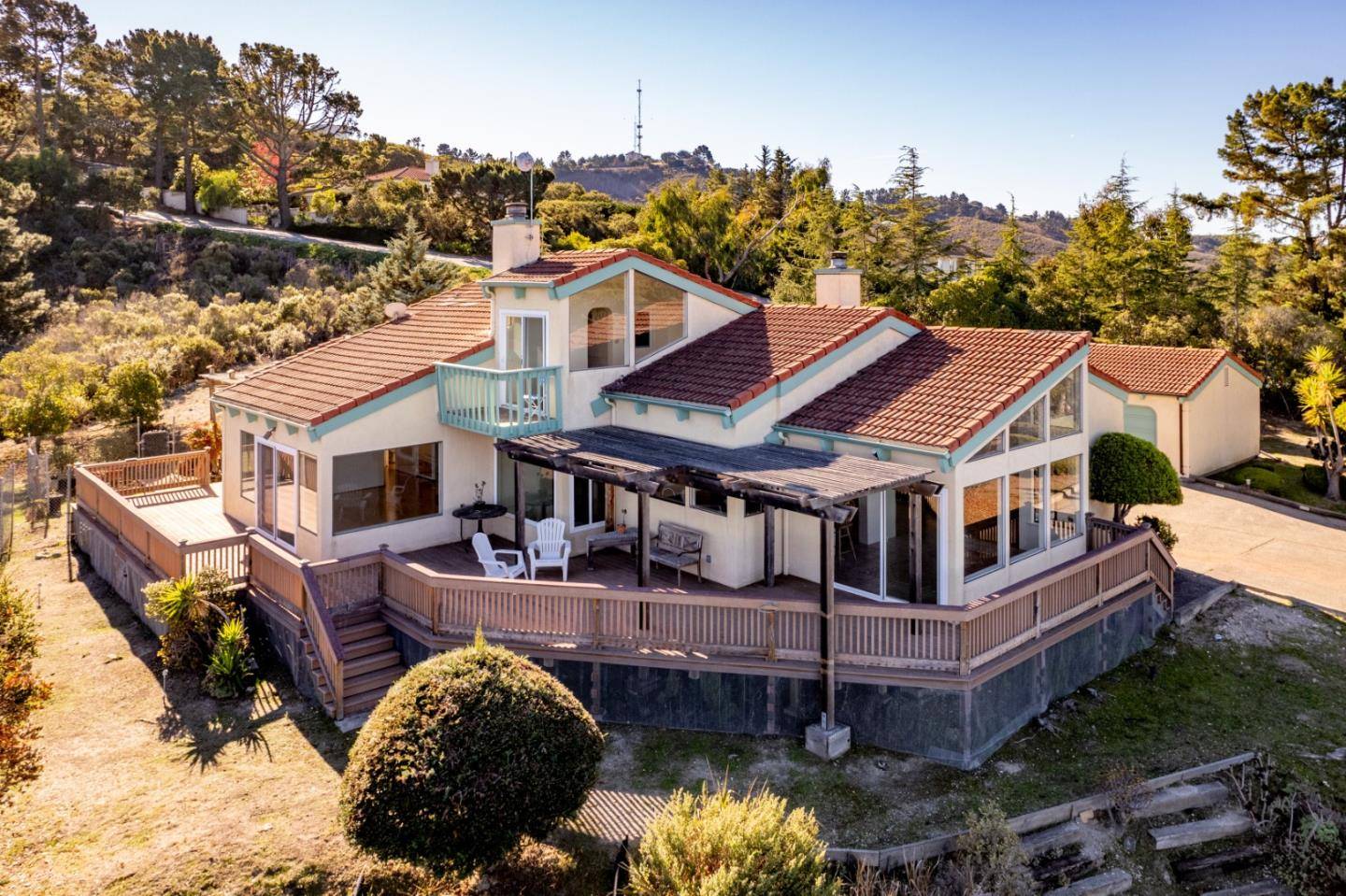 Monterey, CA 93940,25485 Boots RD