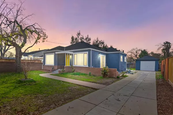 3063 Clay ST, Sacramento, CA 95815