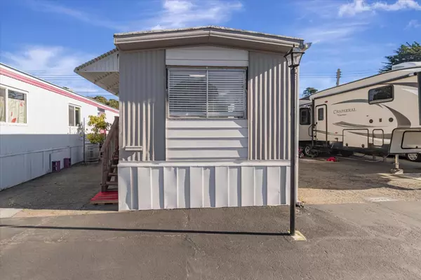 1700 El Camino Real 21-28, South San Francisco, CA 94080