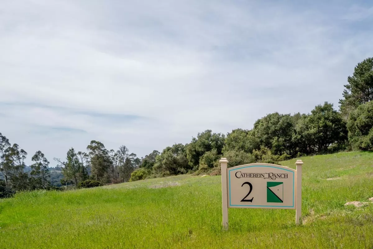 Salinas, CA 93907,9010 Hidden Canyon RD