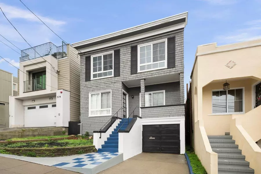 562 Crocker AVE, Daly City, CA 94014