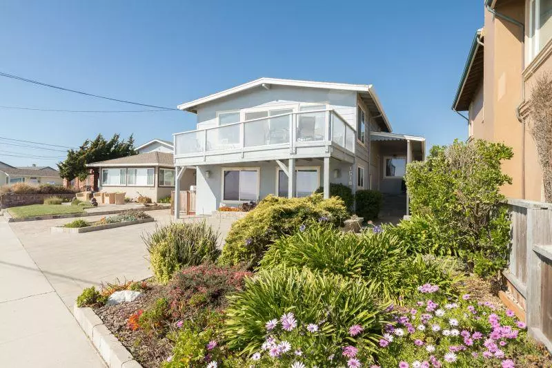 1518 W Cliff DR, Santa Cruz, CA 95060
