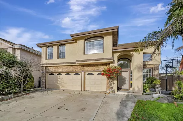 San Leandro, CA 94579,15128 Shining Star LN