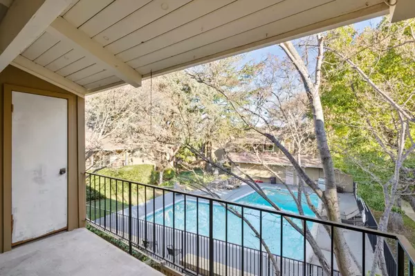 Los Gatos, CA 95032,420 Alberto WAY 51