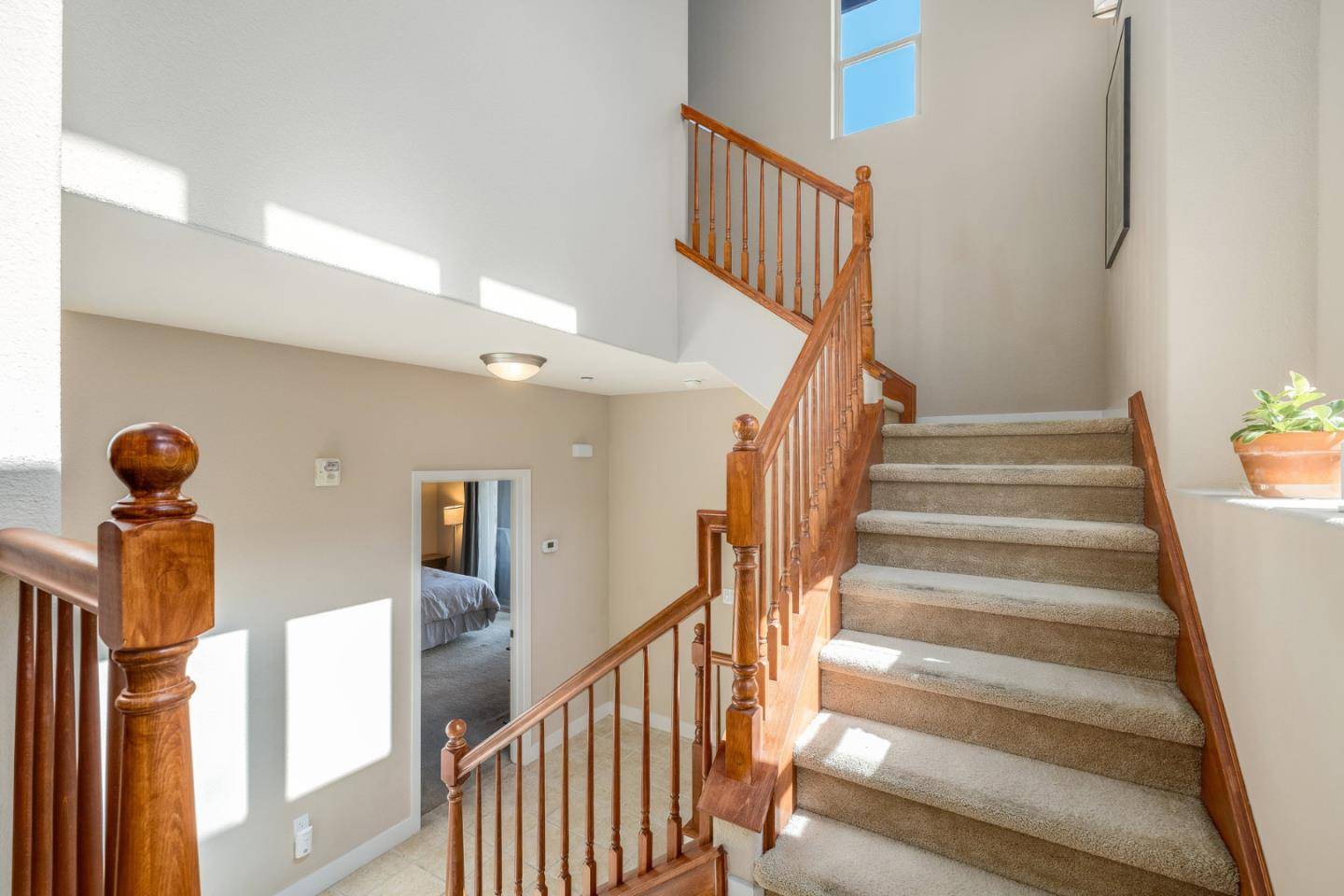 Oakland, CA 94605,6437 Blue Rock CT