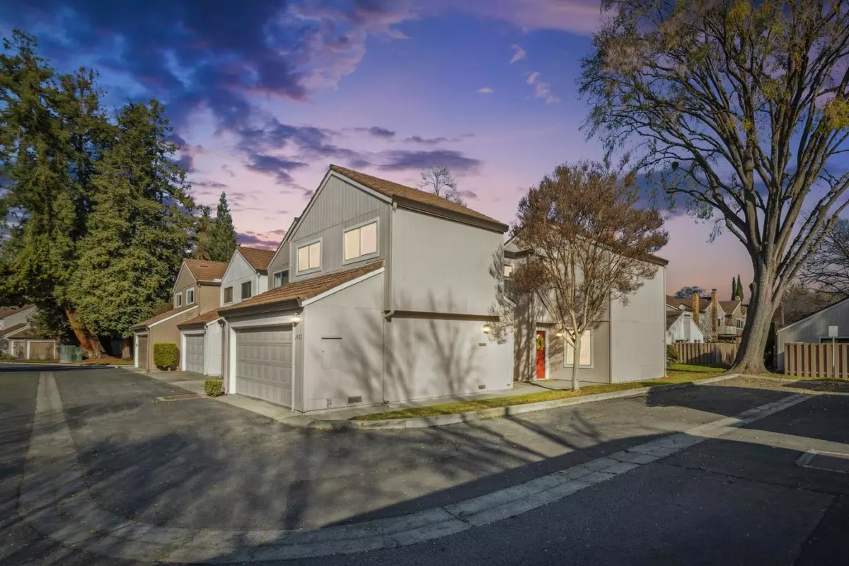 Santa Clara, CA 95051,2452 Rockridge WAY