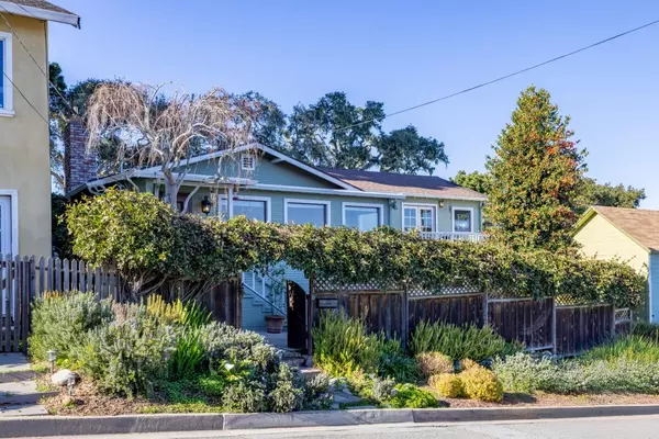 316 1st ST, Pacific Grove, CA 93950