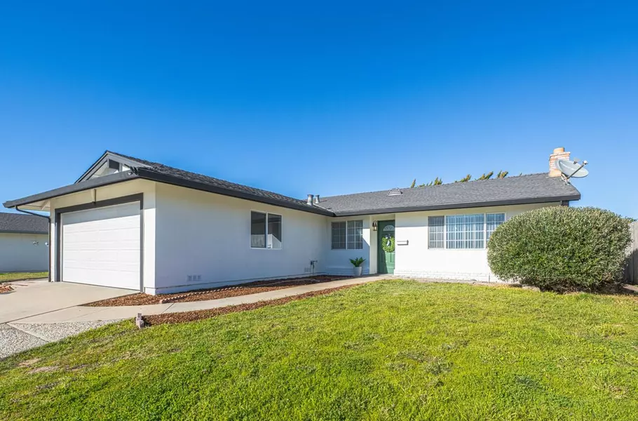 282 W Alvin DR, Salinas, CA 93906