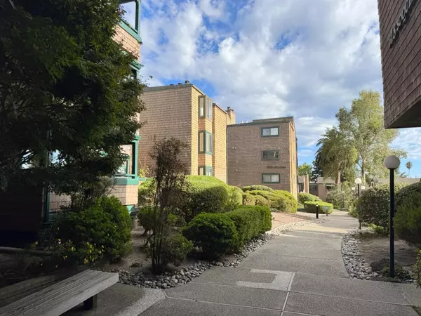 Santa Cruz, CA 95062,320 Soquel AVE D3