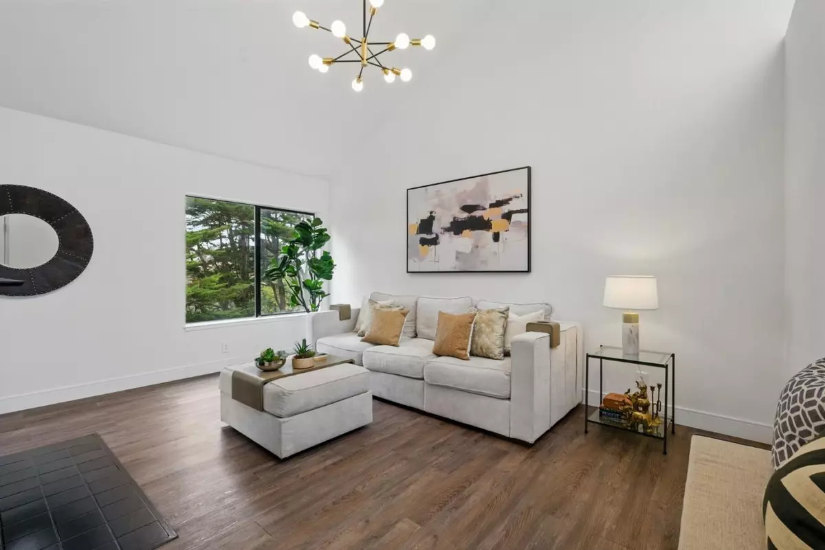 South San Francisco, CA 94080,1 Appian WAY 712-3