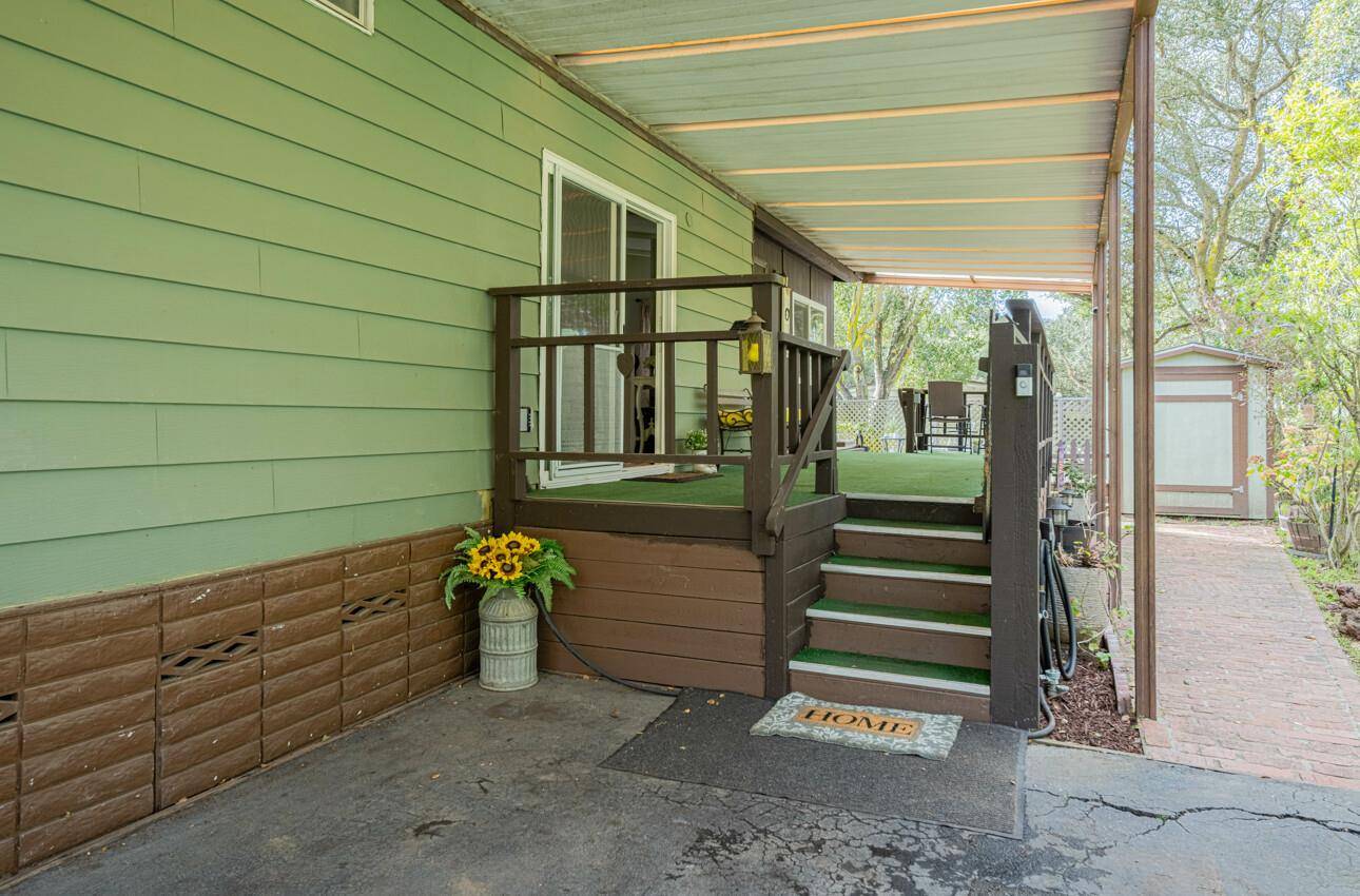 Salinas, CA 93907,17588 Pond Derosa LN 8