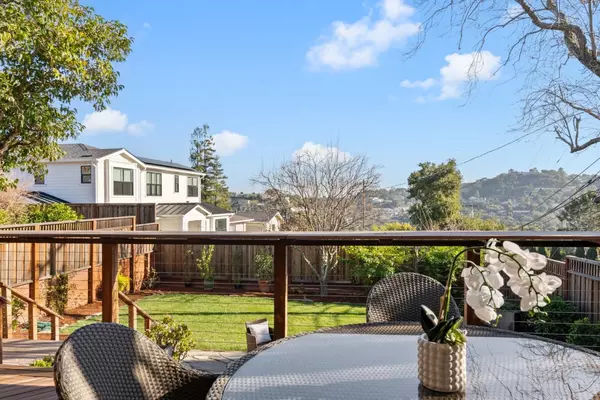 San Carlos, CA 94070,8 Chilton AVE