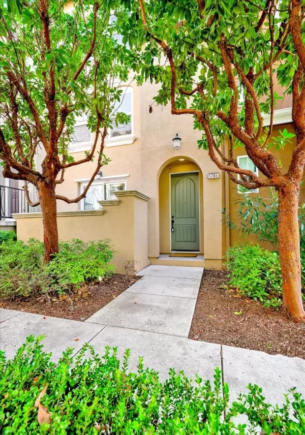 1765 Hillebrant Pl, Santa Clara, CA 95050