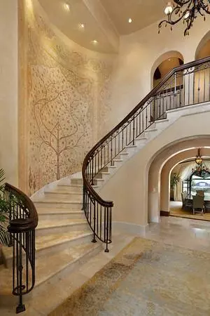 Atherton, CA 94027,35 Barry LN