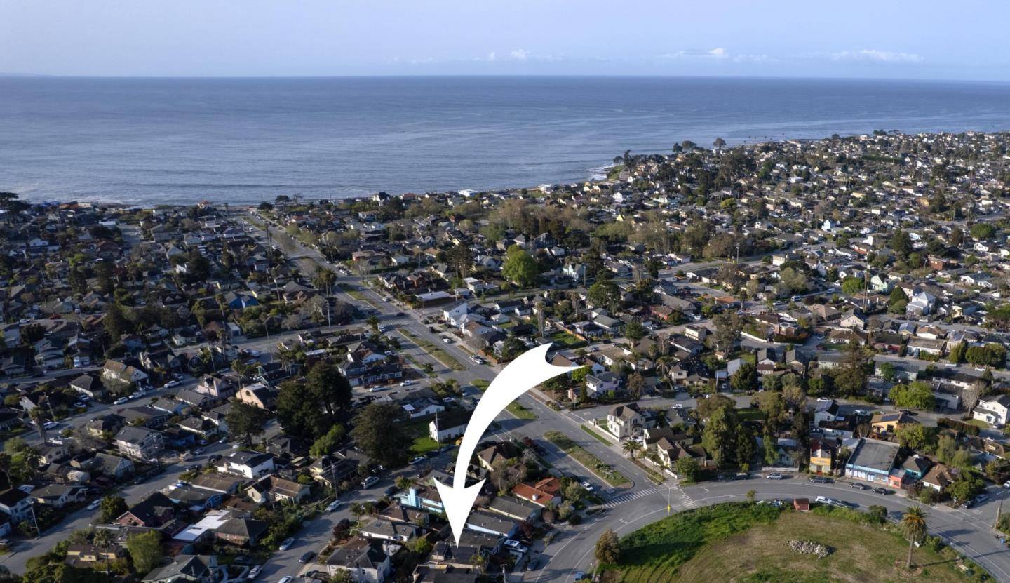 Santa Cruz, CA 95060,112 Errett CIR