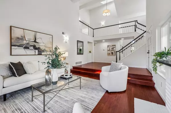 Foster City, CA 94404,1012 Windjammer CIR