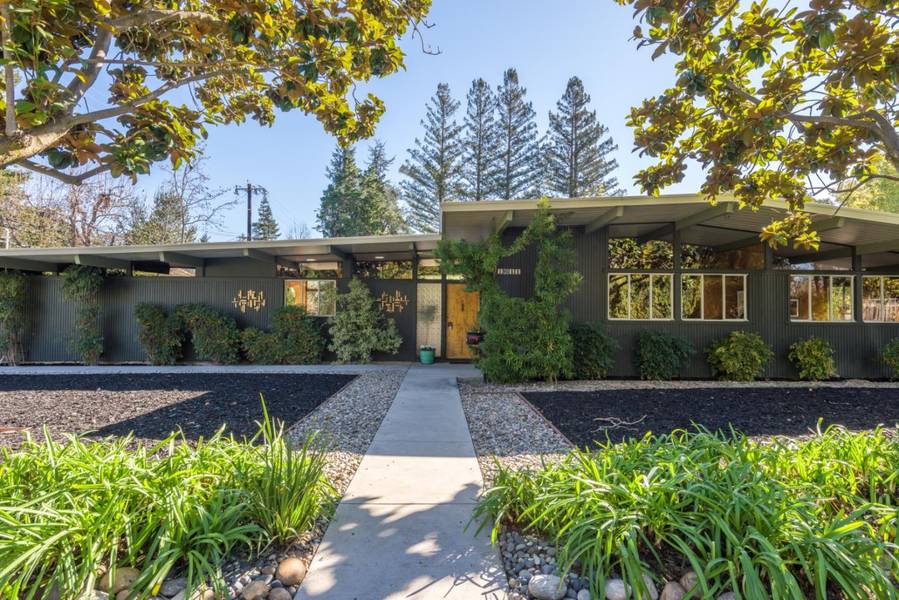 1611 Oakdell DR, Menlo Park, CA 94025