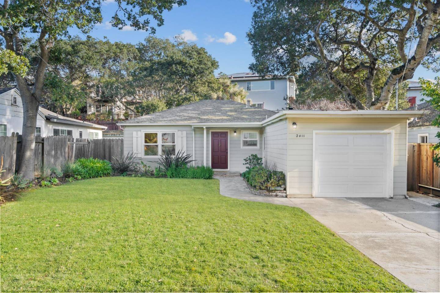 Belmont, CA 94002,2411 Casa Bona AVE