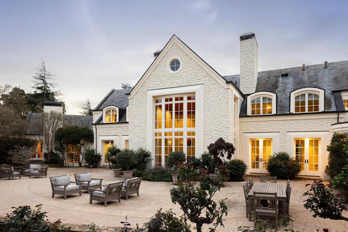 Carmel Valley, CA 93924,12 Ring LN