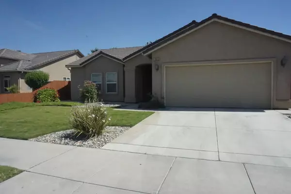 1513 Greenwich DR, Los Banos, CA 93635