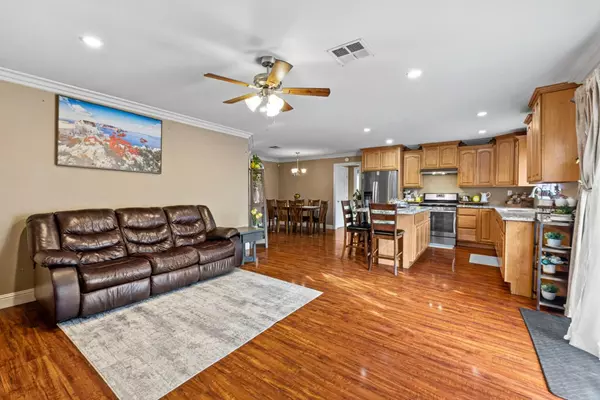 Los Banos, CA 93635,436 N Mercy Springs 156