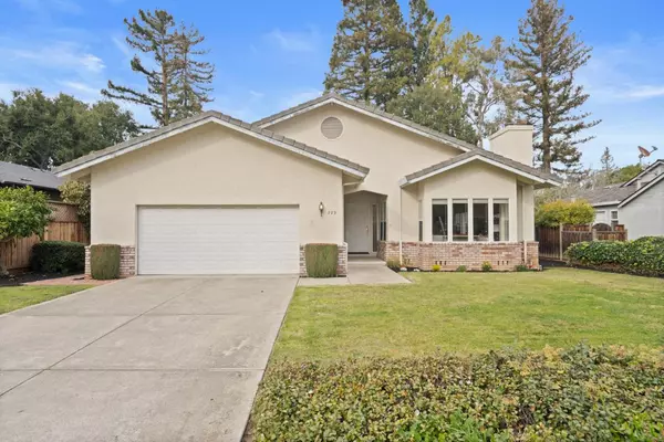 779 Edge LN, Los Altos, CA 94024