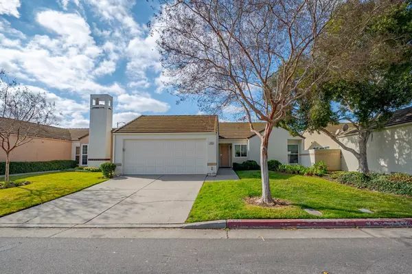 Morgan Hill, CA 95037,1235 Kelly Park CIR