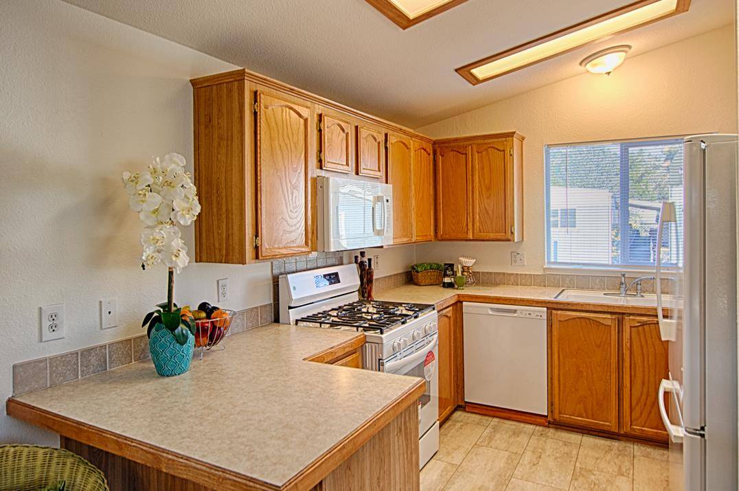 Scotts Valley, CA 95066,225 Mount Hermon RD 65