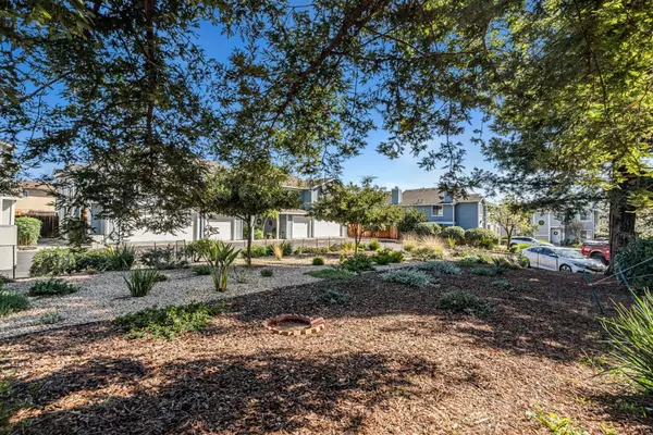 San Jose, CA 95127,166 Colonade SQ