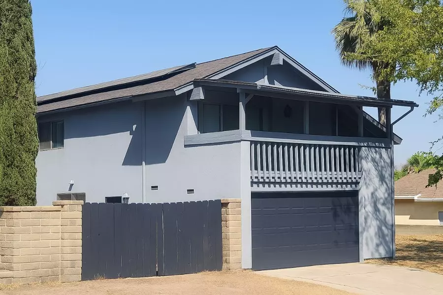 23141 La Granja DR, Valencia, CA 91354