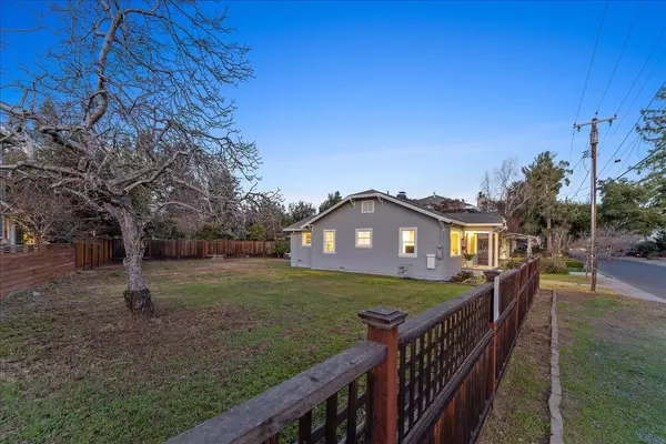 Los Gatos, CA 95032,16805 Loma ST