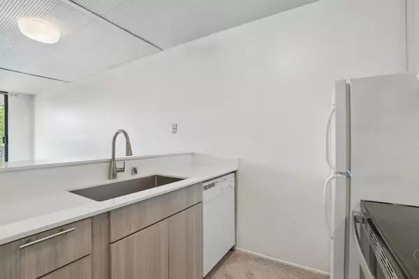 2309 Shelter Creek LN, San Bruno, CA 94066