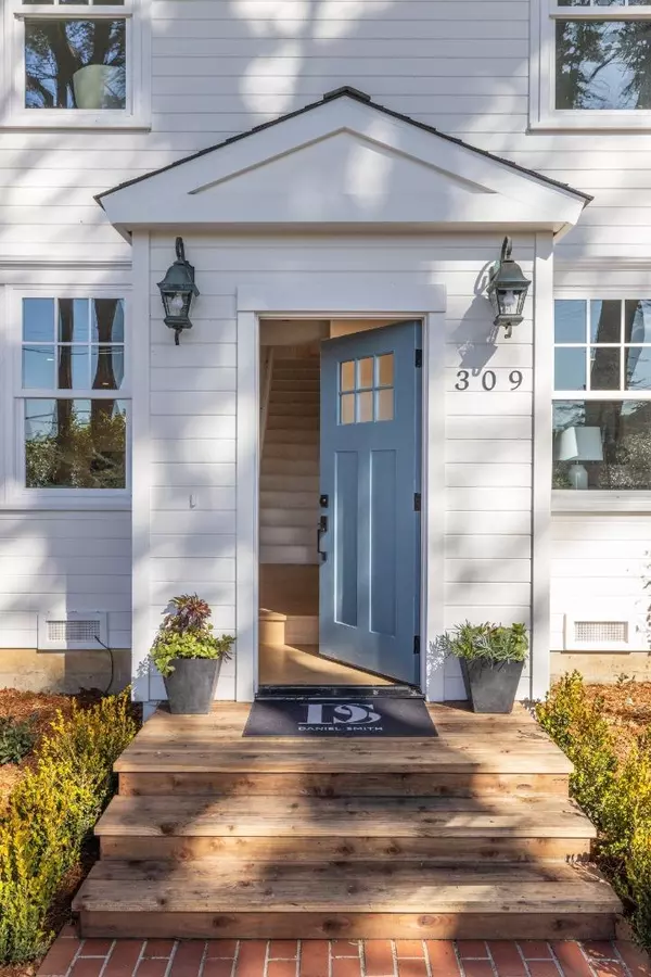 Pacifica, CA 94044,309 Channing WAY
