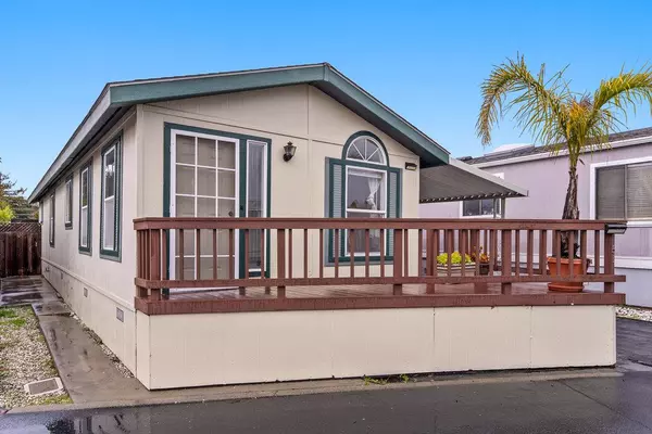 Santa Cruz, CA 95062,1555 Merrill ST 51