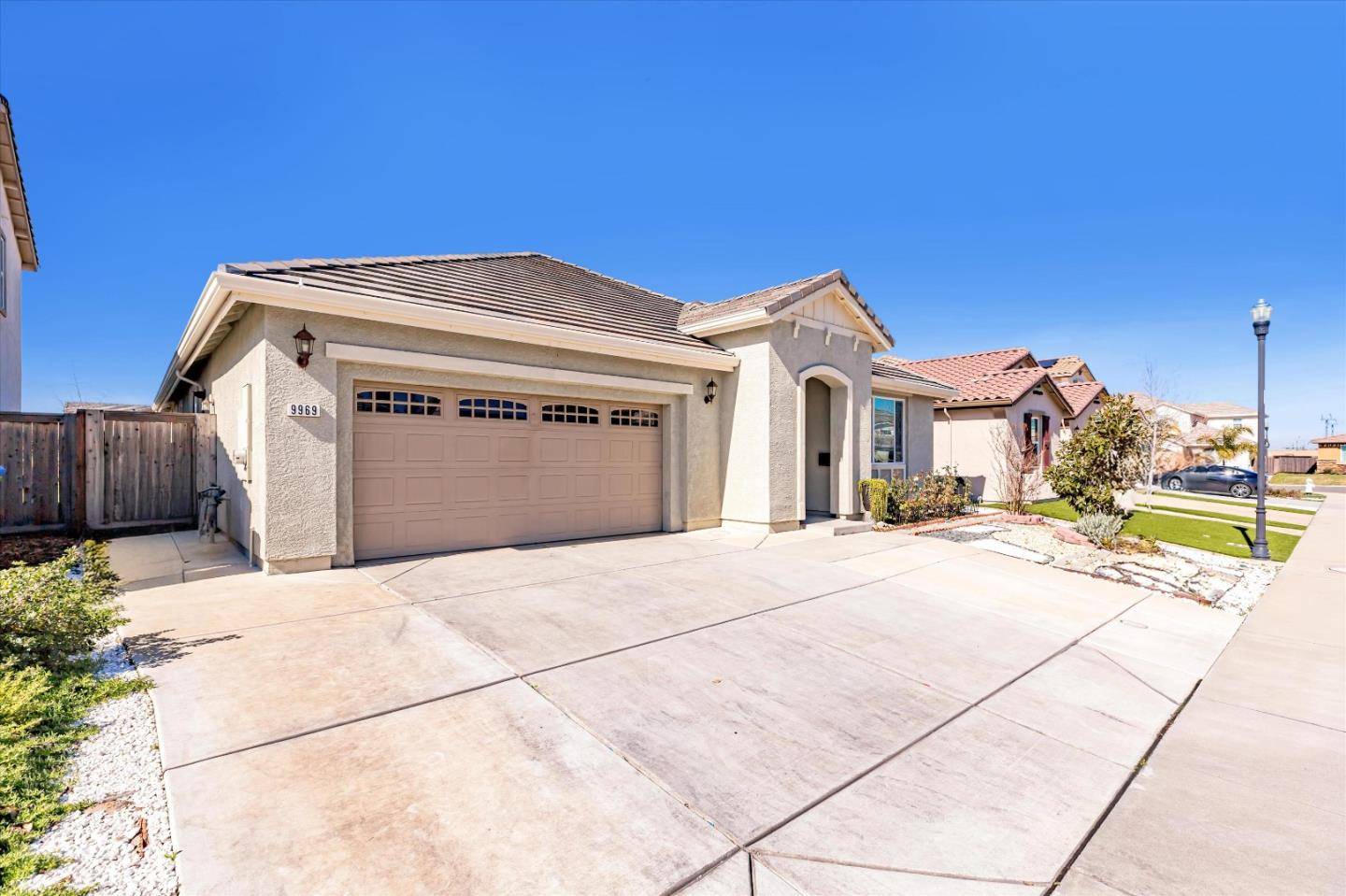 9969 Wagoner WAY, Elk Grove, CA 95757