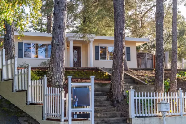 220 Estrella DR, Scotts Valley, CA 95066